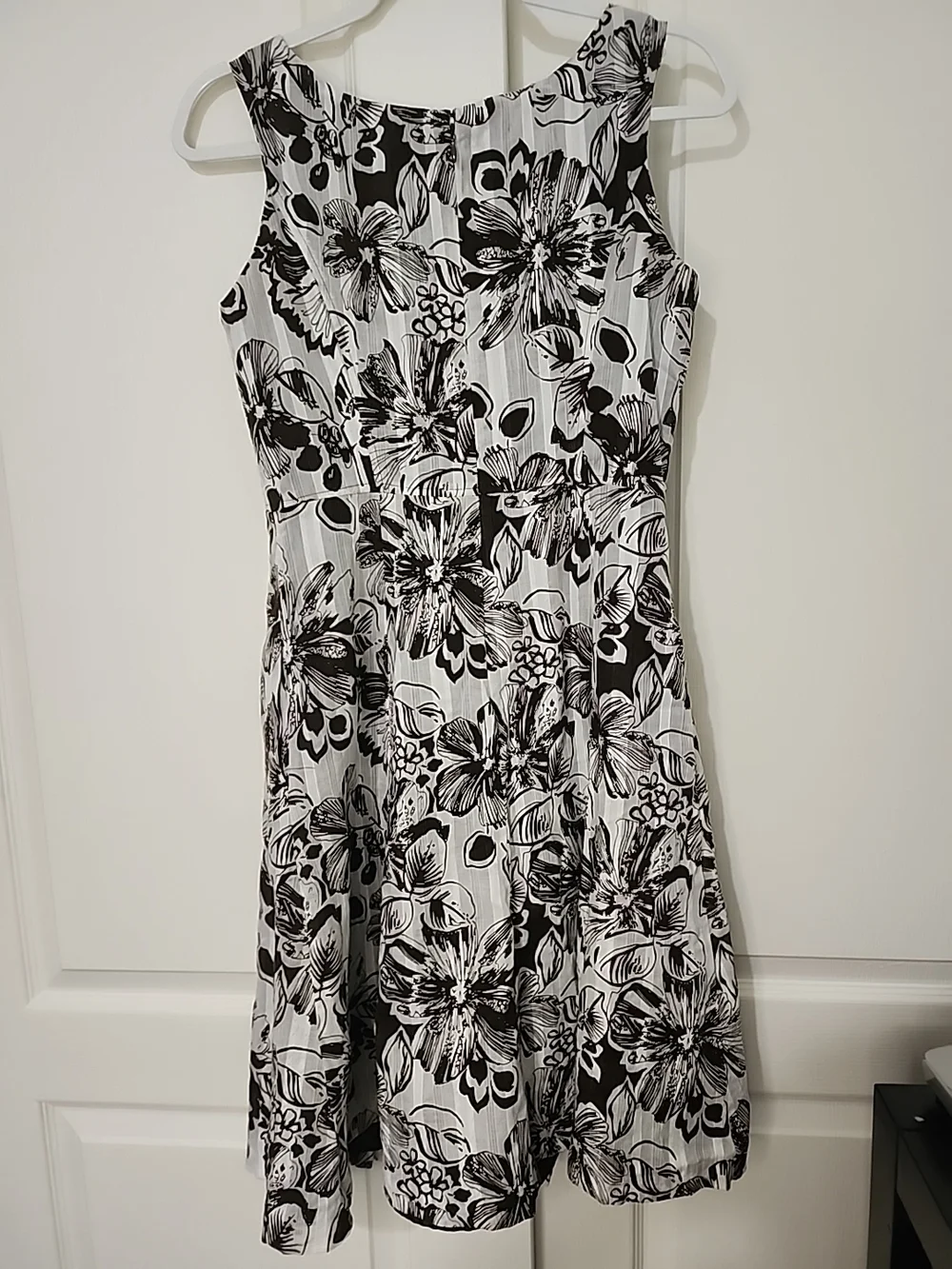 Robbie‎ Bee Dress Womens Size 6 Brown White Floral Sleeveless Pockets Lined